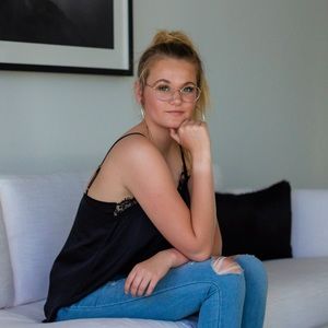 Meet your Posher, Emily